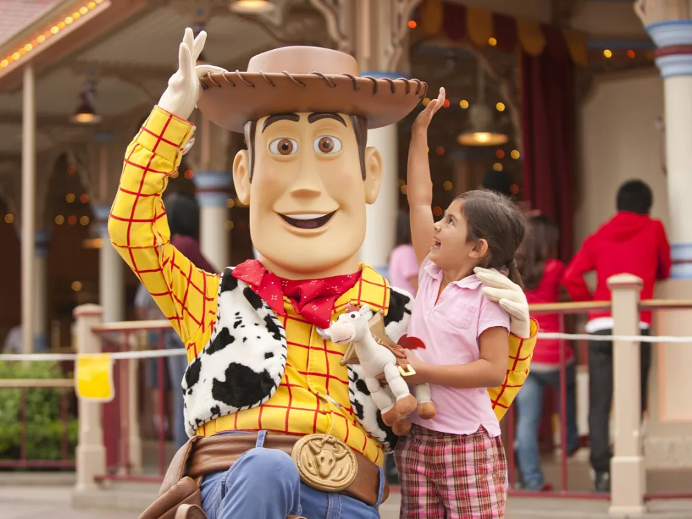 OFFER: Disneyland Resort Multi-Day Hopper +Lightning Lane